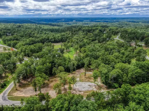 1496 Darrow Ridge Rd, Jamestown, TN 38556