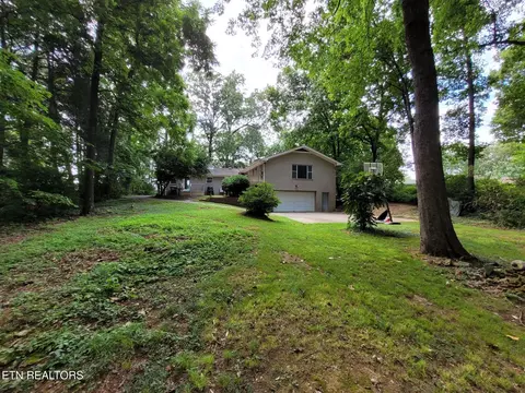 11153 Sonja Dr, Knoxville, TN 37934