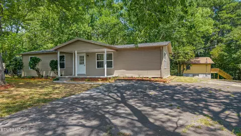 135 County Road 510, Englewood, TN 37329