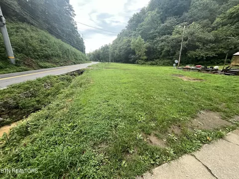 3985 Highway 61 E, Luttrell, TN 37779 photo 1