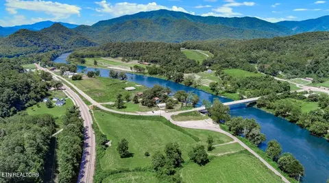 130 110 Only Way, Del Rio, TN 37727