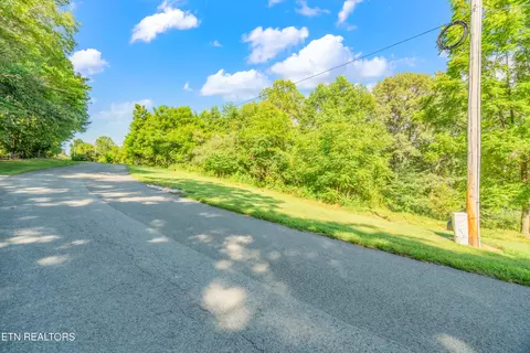 lot2 Shanghai Landing Ln, La Follette, TN 37766