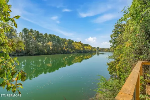 View/Area - 407 Eagle Bend Ln, Clinton, TN 37716 photo 6 of 6
