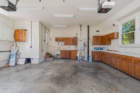 Other - 407 Eagle Bend Ln, Clinton, TN 37716 photo 8 of 11