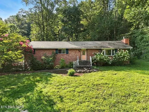 308 Irwin Dr, Powell, TN 37849