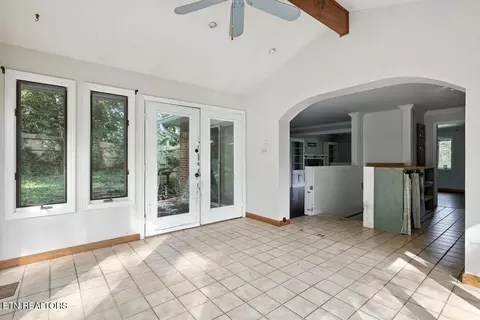 Entry Way - 308 Irwin Dr, Powell, TN 37849 photo 1 of 2