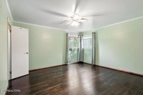 Bedroom - 308 Irwin Dr, Powell, TN 37849 photo 4 of 4