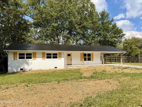 75 Westwind Dr, Crossville, TN 38555
