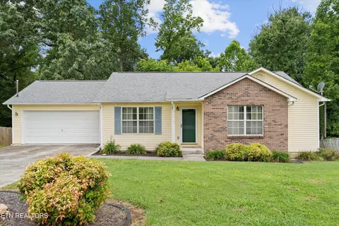 2230 Cripple Oak Ln, Powell, TN 37849