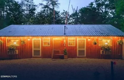 122 Quail Roost Dr, Cosby, TN 37722