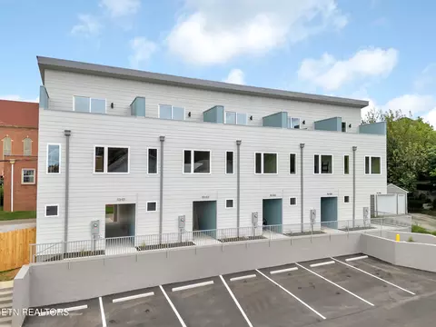 113 E Oldham #101, Knoxville, TN 37917