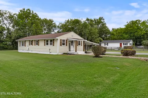 2327 Mitchell Ave, Maryville, TN 37804