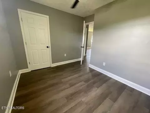 Bedroom - 7242 Cherrybrook Ln, Talbott, TN 37877 photo 3 of 3