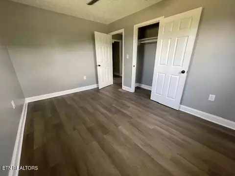 Bedroom - 7242 Cherrybrook Ln, Talbott, TN 37877 photo 2 of 3