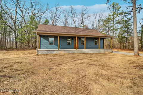 1182 Bill Black Rd, Clarkrange, TN 38553