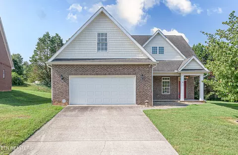 126 Waterston Way, Clinton, TN 37716