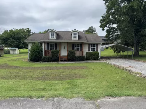 180 Scenic Cir, Tellico Plains, TN 37385