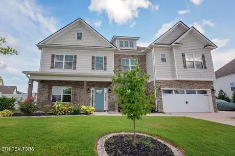 7432 Hollyhock Ln, Ooltewah, TN 37363