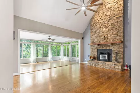 Living - 309 E Bullrun Valley Dr, Heiskell, TN 37754 photo 1 of 5