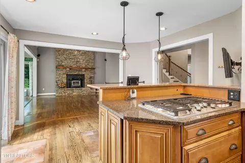 Kitchen - 309 E Bullrun Valley Dr, Heiskell, TN 37754 photo 4 of 6