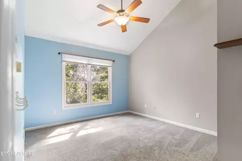 Bedroom - 309 E Bullrun Valley Dr, Heiskell, TN 37754 photo 3 of 3