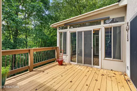 Exterior - 309 E Bullrun Valley Dr, Heiskell, TN 37754 photo 5 of 12