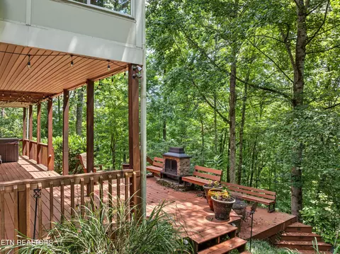 Exterior - 309 E Bullrun Valley Dr, Heiskell, TN 37754 photo 9 of 12