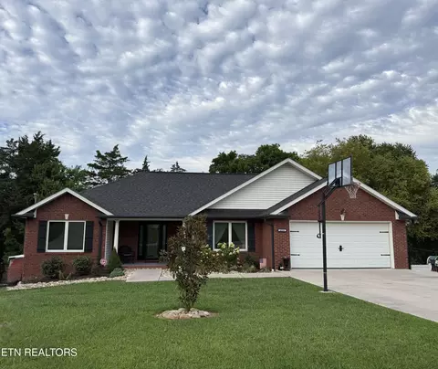 4224 Foothills Dr, Knoxville, TN 37938