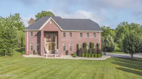 276 Pond View Dr, Kingston, TN 37763