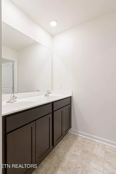 829 Greene Meadow Dr, Jefferson City, TN 37760 photo 10