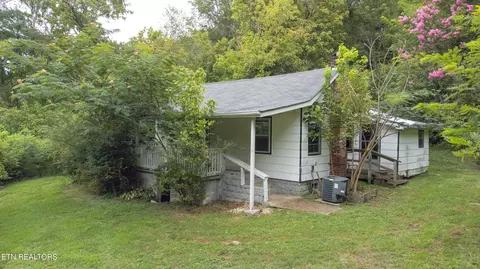 295 Carroll Hollow Rd, Clinton, TN 37716
