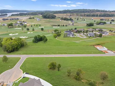 2929 Chestnut Ln, Loudon, TN 37774