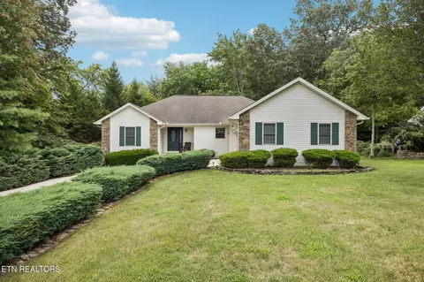 37 Thames Ct, Crossville, TN 38558