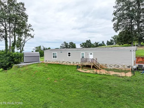 774 E Croxdale Rd, Morristown, TN 37813