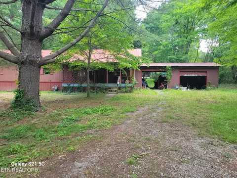 Exterior - 376 Choate Ln, Oneida, TN 37841 photo 6 of 38