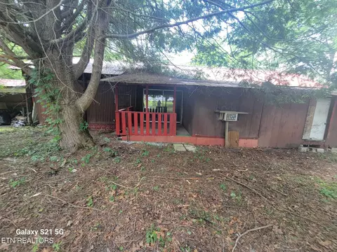 Exterior - 376 Choate Ln, Oneida, TN 37841 photo 11 of 38