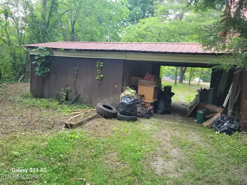 Exterior - 376 Choate Ln, Oneida, TN 37841 photo 12 of 38