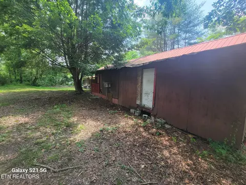 Exterior - 376 Choate Ln, Oneida, TN 37841 photo 18 of 38