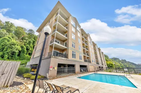 3001 River Towne Way #302, Knoxville, TN 37920