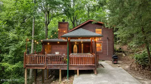1527 Tyler Way, Sevierville, TN 37876