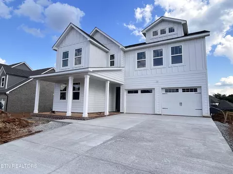 423 Ivey Farms Ln, Farragut, TN 37934