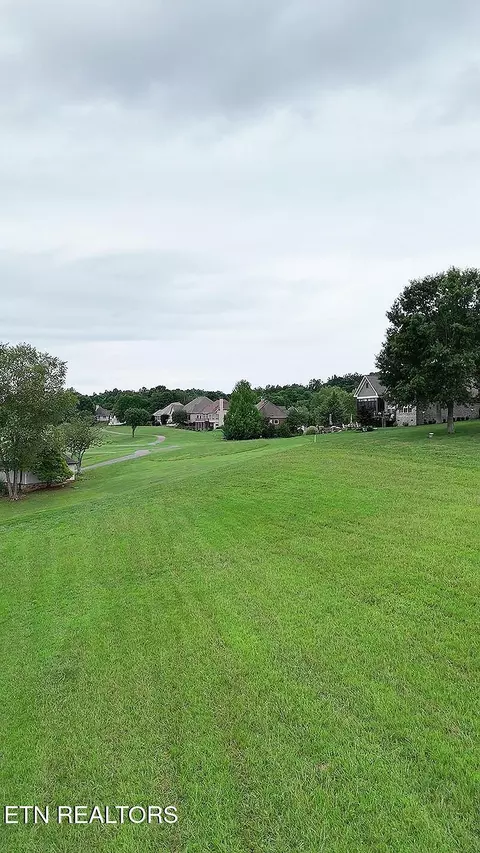 148 White Hawk Dr, Vonore, TN 37885