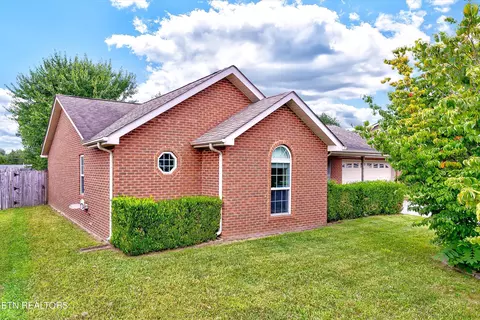 4241 Vercelli Ln, Knoxville, TN 37938