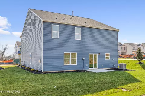 12307 Hatmaker Ln, Knoxville, TN 37932