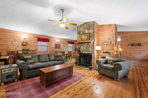 418 Laurel Trace Rd, Townsend, TN 37882 photo 11
