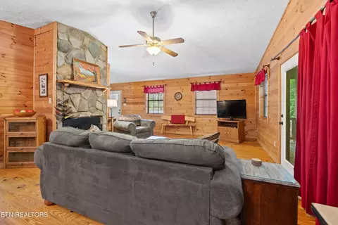 418 Laurel Trace Rd, Townsend, TN 37882 photo 10
