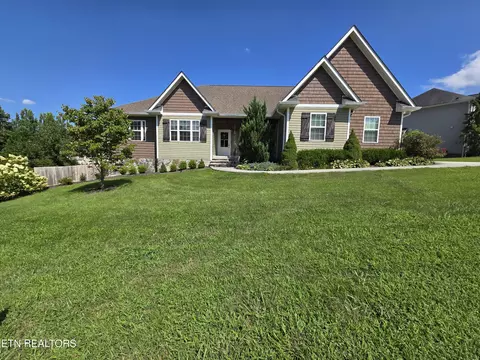 2430 Chimney Rock Ln, Knoxville, TN 37920