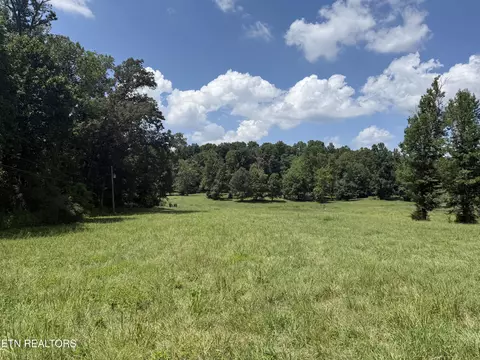 14374 Northshore Dr, Lenoir City, TN 37772