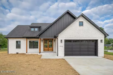 1506 Flintwood Ave, Cookeville, TN 38506