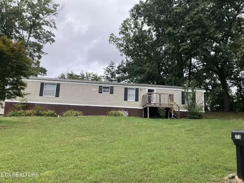 275 Grandview Ln, New Tazewell, TN 37825